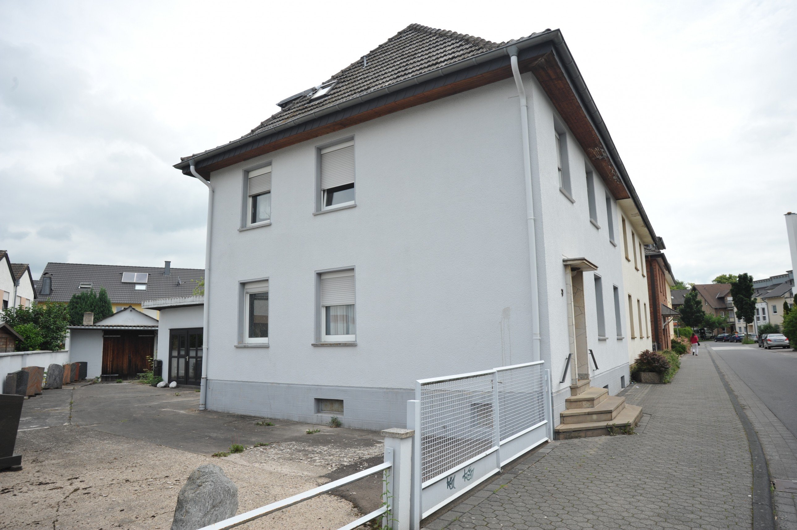 Foto Hennef-Zentrum: Mehrfamilienhaus mit vielen Nutzungsm�glichkeiten