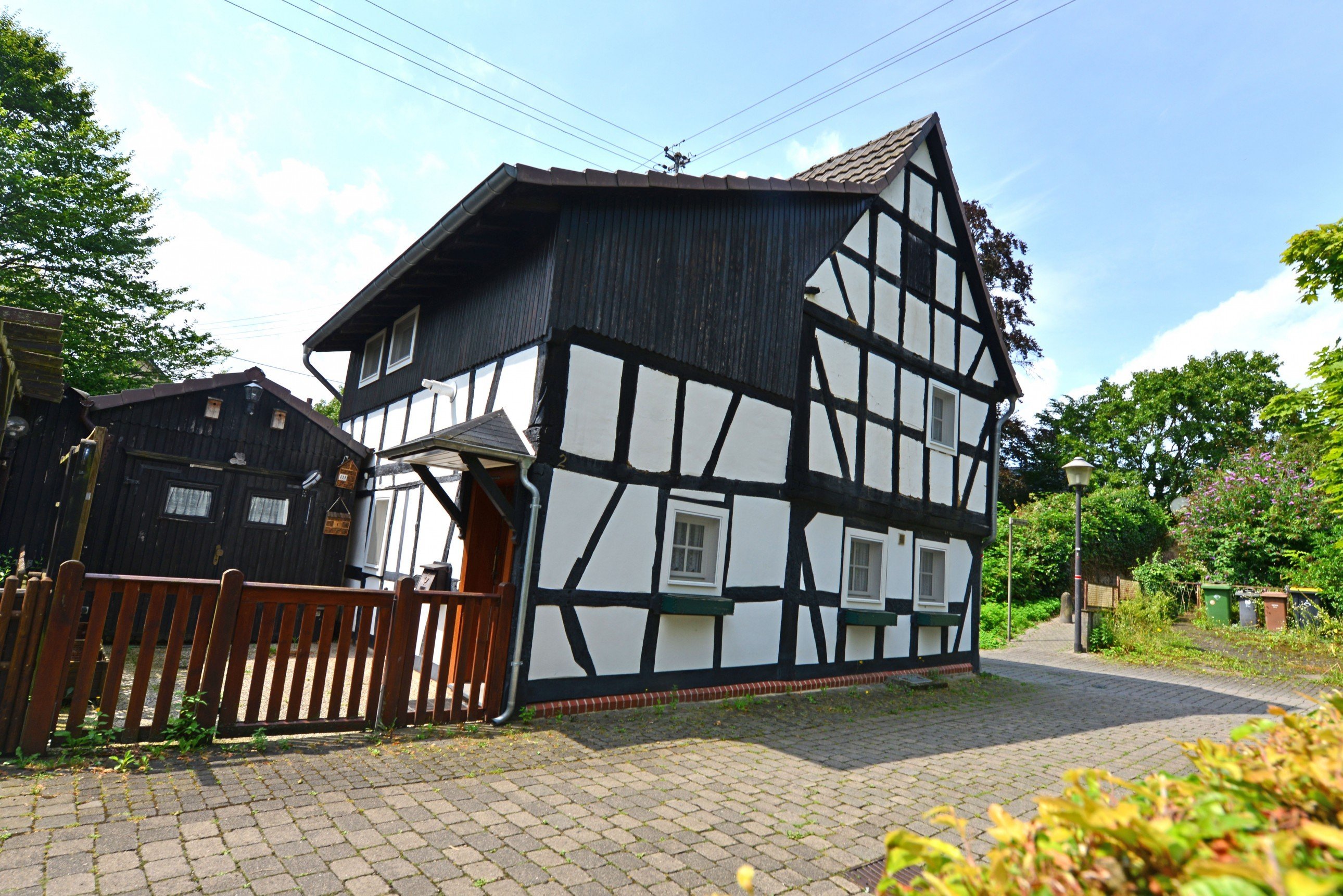 Foto Verkauf im Bieterverfahren: Einzigartiges Fachwerkhaus aus dem Jahr 1741 in Hennef-Allner