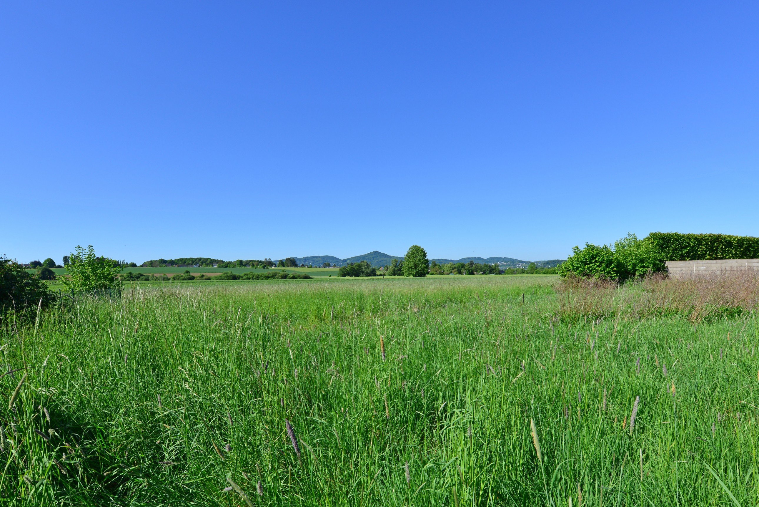Foto Wohnen mit Weitsicht - sonniges Grundst�ck,ideal f�r EFH, DHH oder zwei H�user!