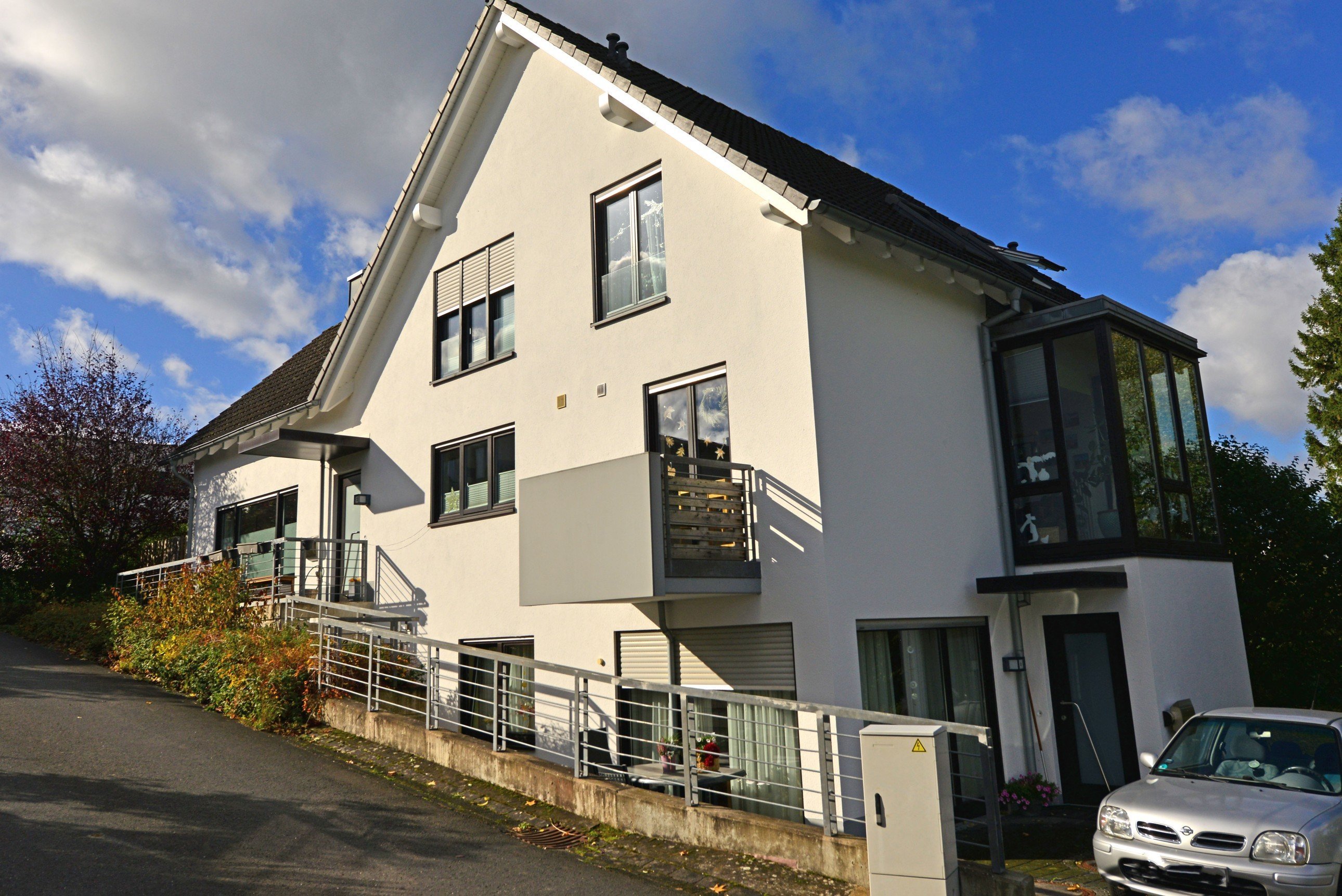 Foto Hennef: Stadtnahe, traumhafte Maisonette-Wohnung im Gr�nen