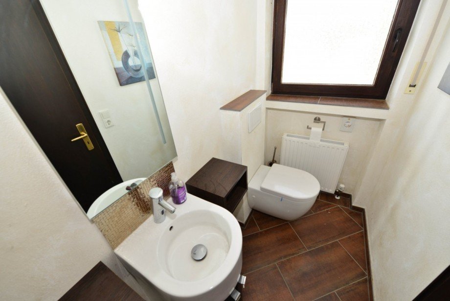 G�ste WC WHG2 EG Mehrfamilienhaus Hennef