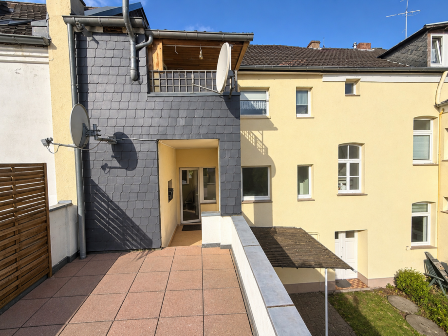 Balkon mit Blick zur Wohnung Etagenwohnung Siegburg