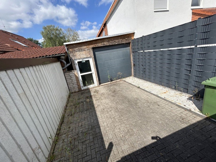 Stellplatz B�rohaus Hennef