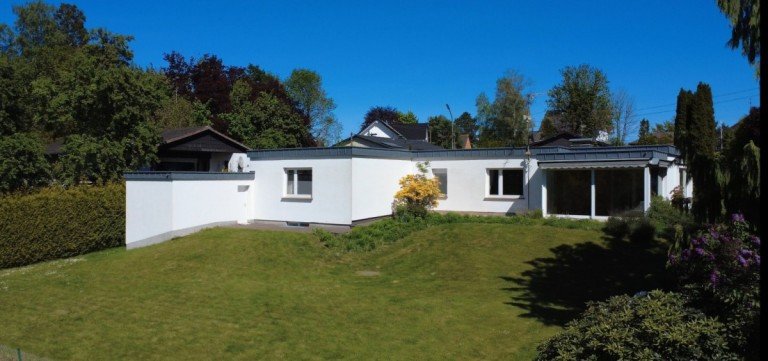 Hauptbild: Gro�z�giger, heller Bungalow in Nk-Seelscheid-Wolperath: Ankommen und die Ruhe genie�en