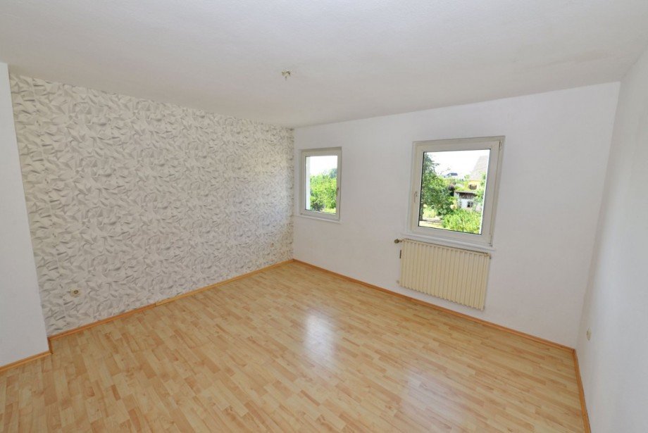 Zimmer Obergeschoss Mehrfamilienhaus Hennef