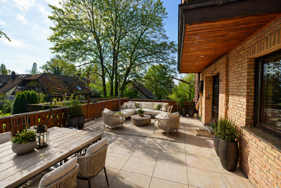 Terrasse - visualisiert Zweifamilienhaus Siegburg