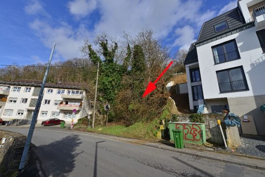 Grundstück