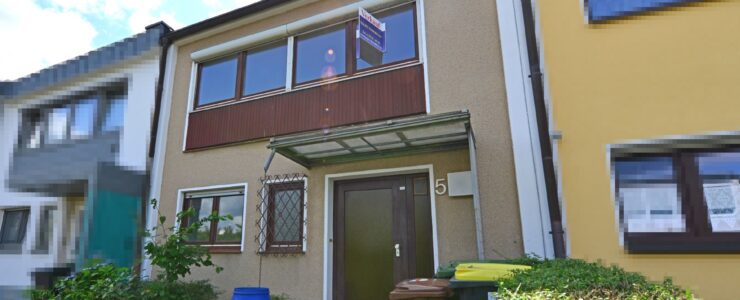 St. Augustin-Menden: Reihenmittelhaus mit Potential in familienfreundlicher, ruhiger Wohnlage