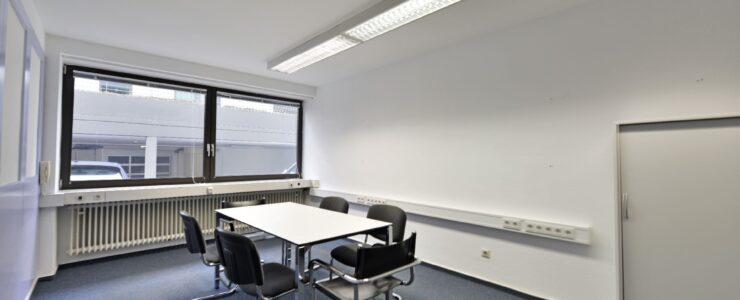 Hennef-Citylage: Ansprechender Büroraum in Bürogemeinschaft