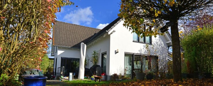 Exklusive 3-Zimmer-Maisonette mit Terrasse und Garten in Top-Zustand Exklusive 3-Zimmer-Maisonette mit Terrasse und Garten in Top-Zustand